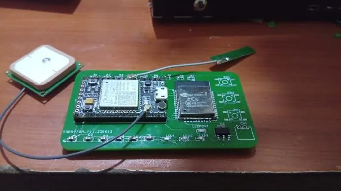 Gcheck version 2 circuit board with GPS antenna